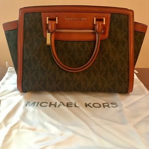 Michael Kors Classic Logo Satchel